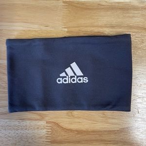NWT Men’s adidas Football Skull Wrap